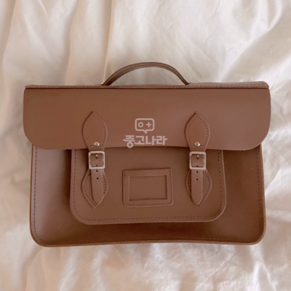 The Cambridge Satchel 15inch batchel backpack in brown leather
